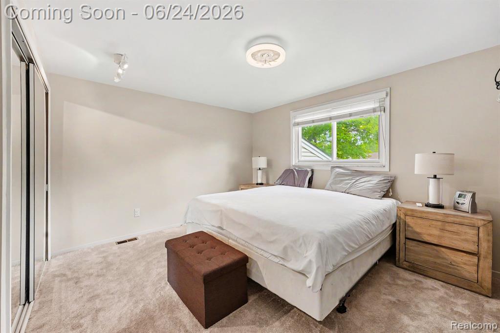 5997 Marble Drive, Troy, MI 48085 — Photo 11