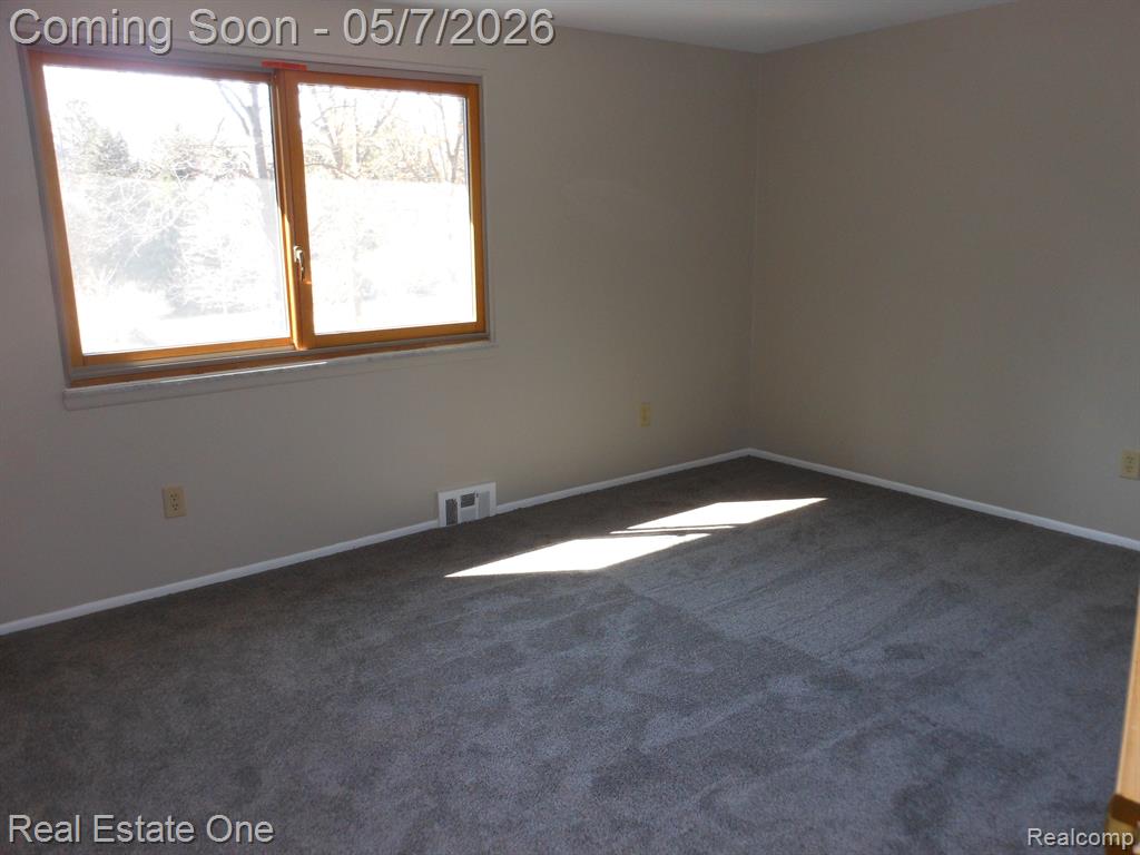980 OXBOW LAKE Road, White Lake, MI — Photo 15