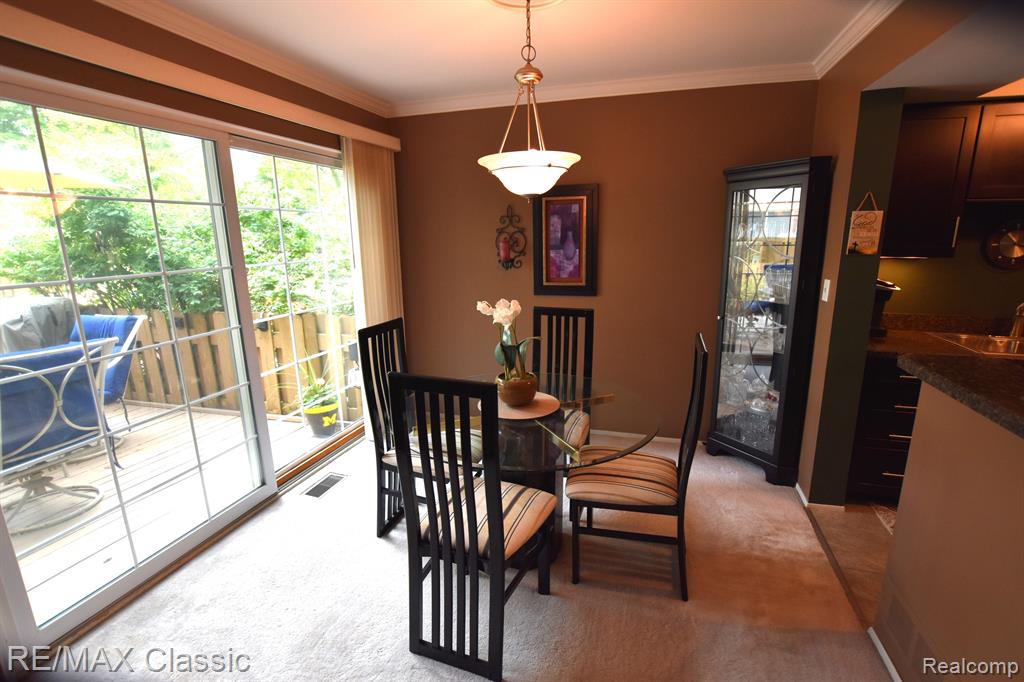 1550 BRENTWOOD Drive, Troy, MI 48098 — Photo 10