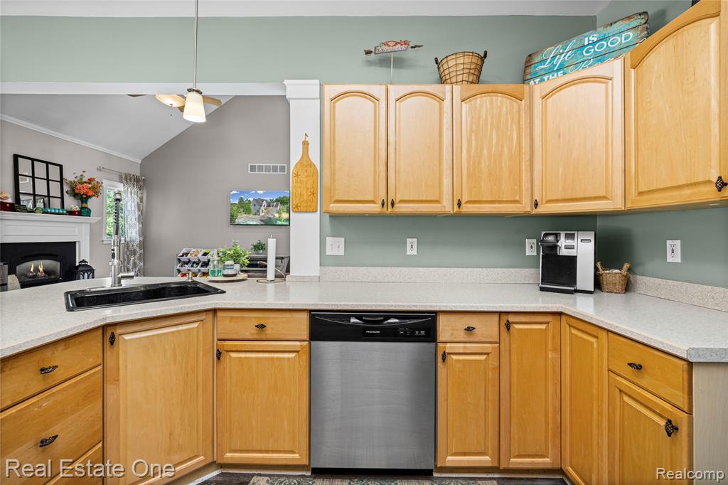 9210 Hickory Ridge Road, Holly, MI 48442 — Photo 37