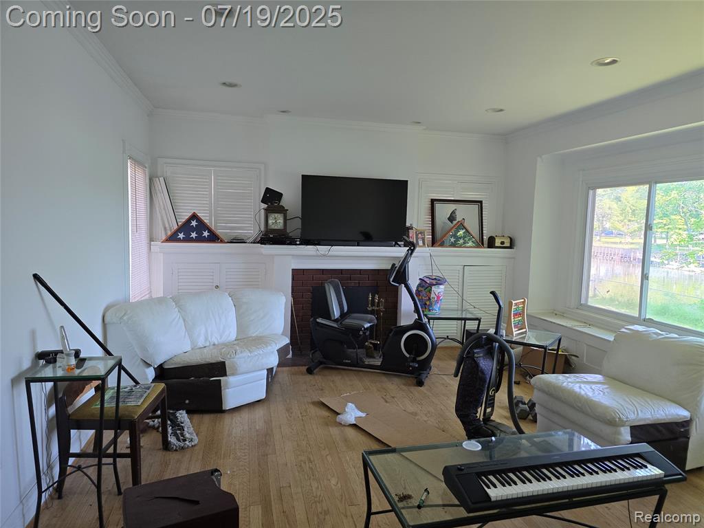 50 Riverview Drive, Mount Clemens, MI 48043 — Photo 11
