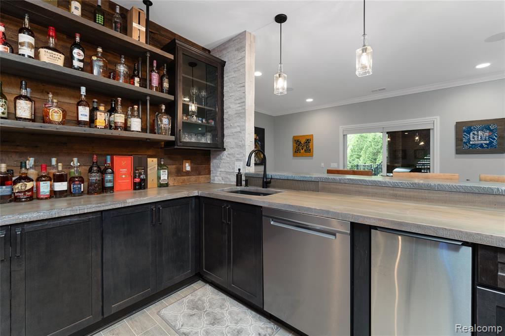 2761 Plum Creek Drive, Oakland, MI — Photo 36