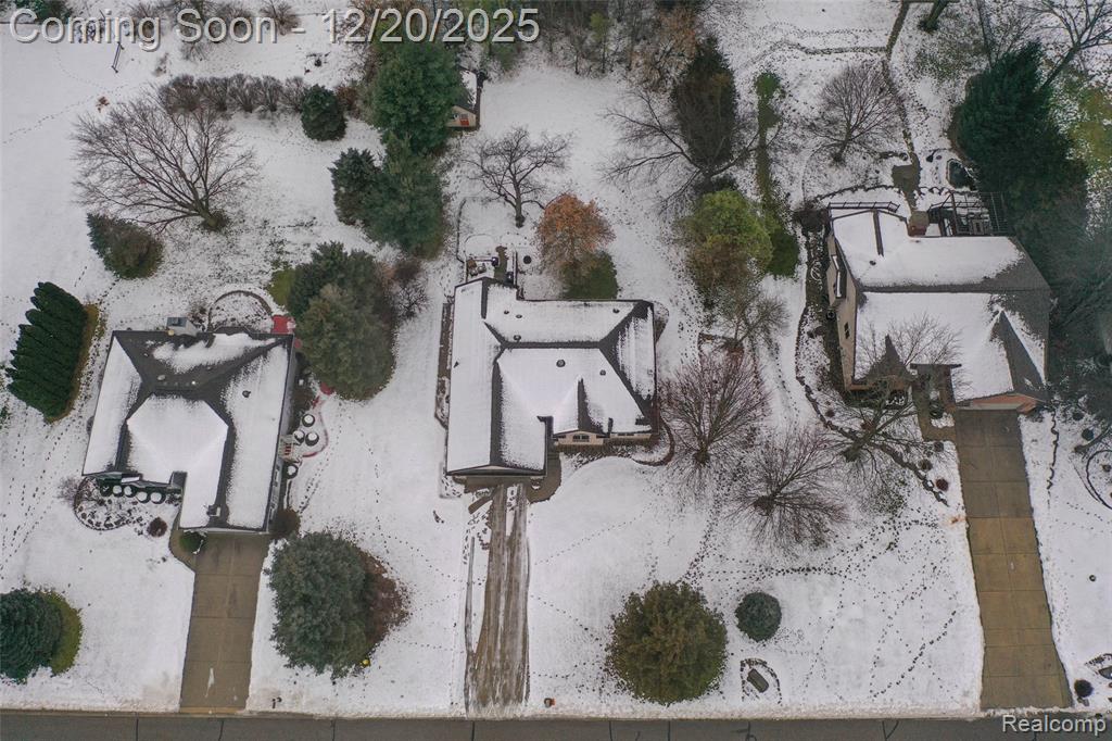 9493 Pine Needle Trail, Flushing, MI 48433 — Photo 34