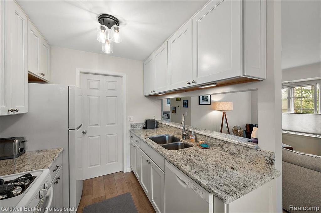 38167 Greenwood Street, Westland, MI — Photo 19