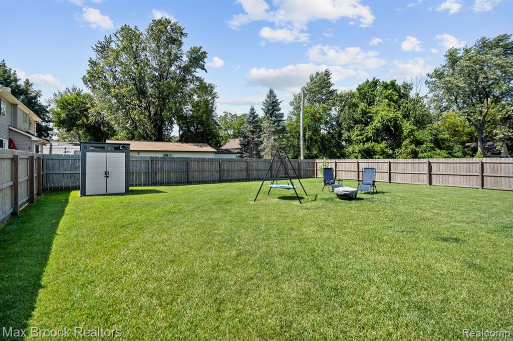 217 CLINTON Street, Romeo, MI 48065 — Photo 32