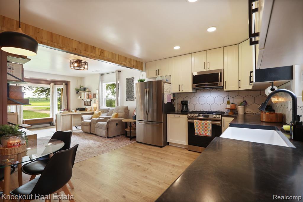 12405 Lincoln Road, Burt, MI 48417 — Photo 16