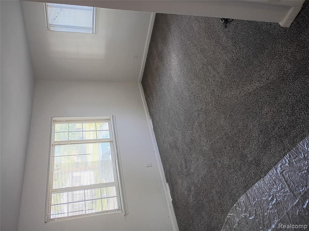 405 W Bundy Avenue, Flint, MI 48505 — Photo 2