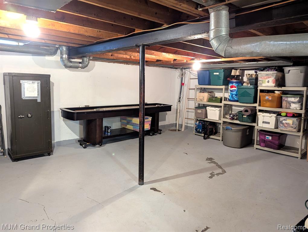 9264 CHAMBERLAIN Street, Romulus, MI 48174 — Photo 18