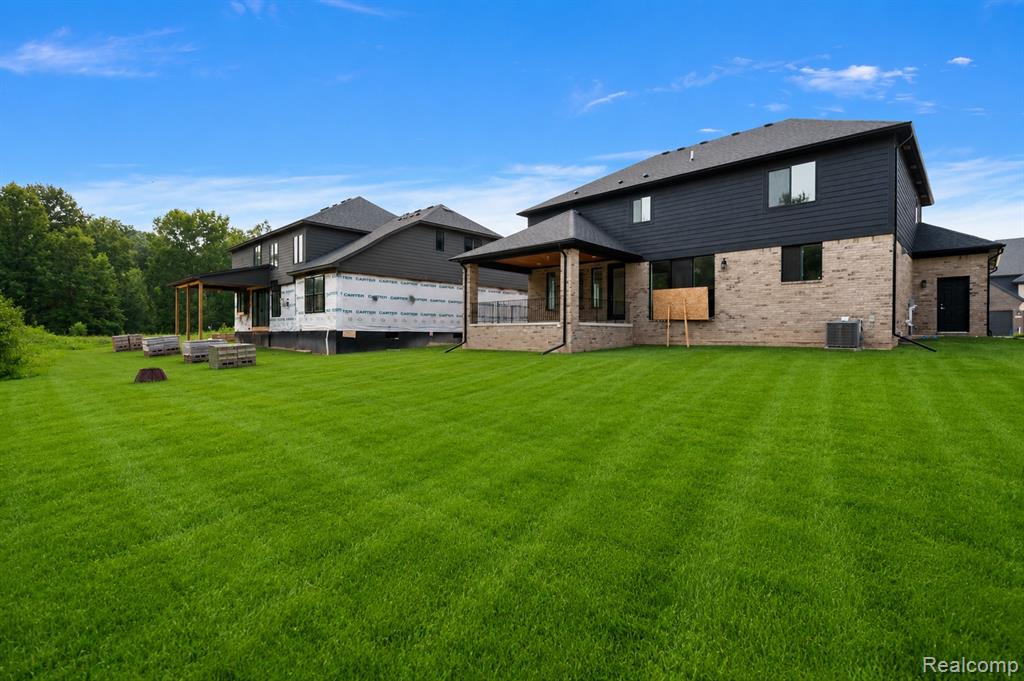 18901 Via Firenze Drive, Macomb, MI 48044 — Photo 57