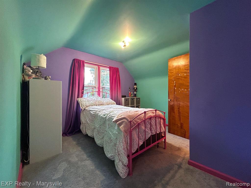 4198 LAPEER Road, Port Huron, MI 48060 — Photo 17