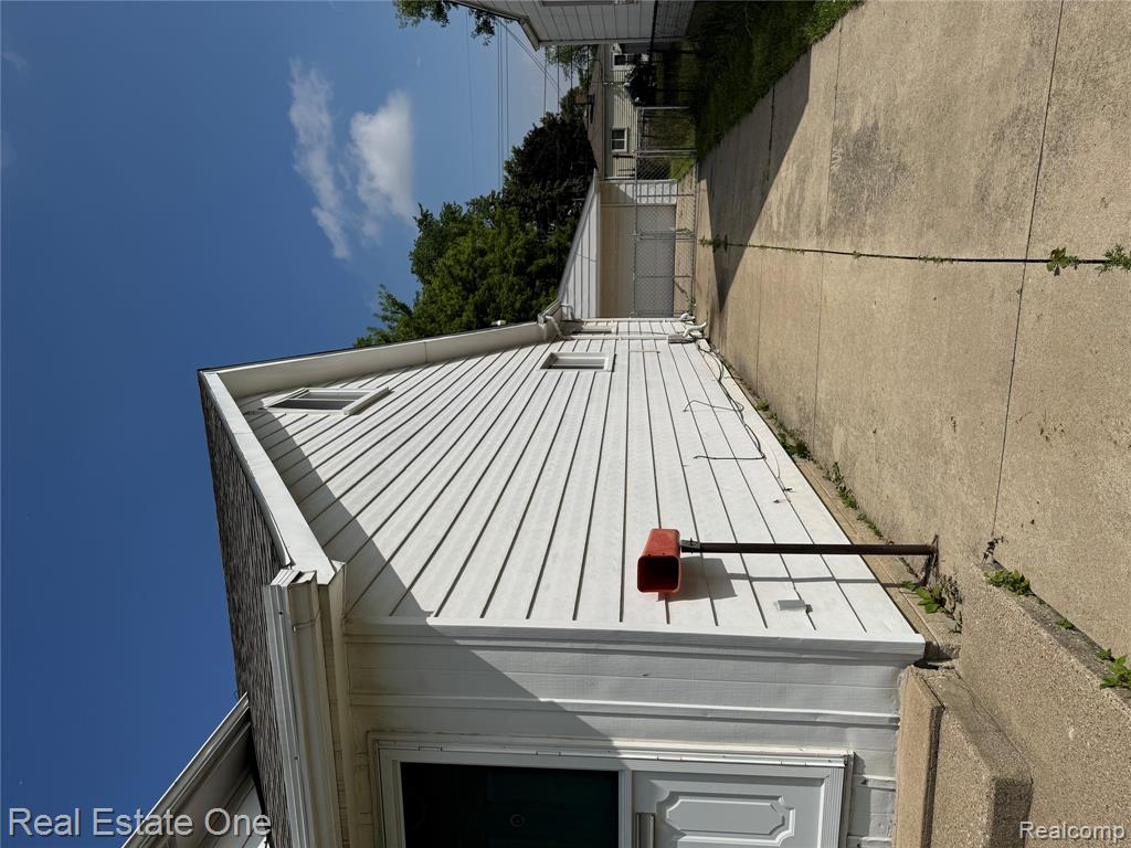 7035 Hudson Avenue, Warren, MI 48091 — Photo 3