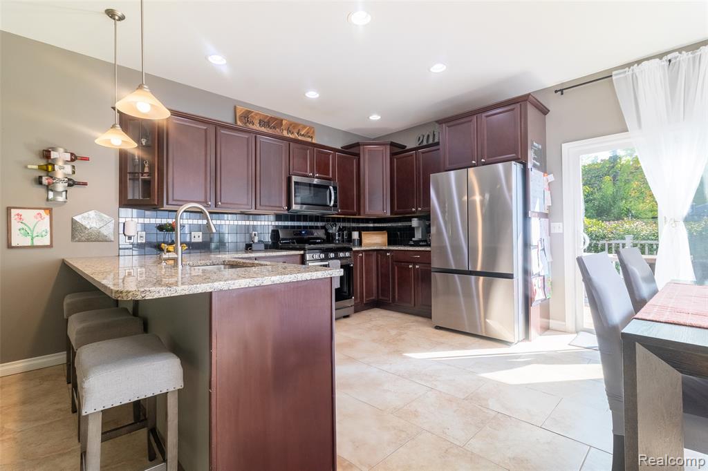 5942 N Walton Street, Westland, MI — Photo 10