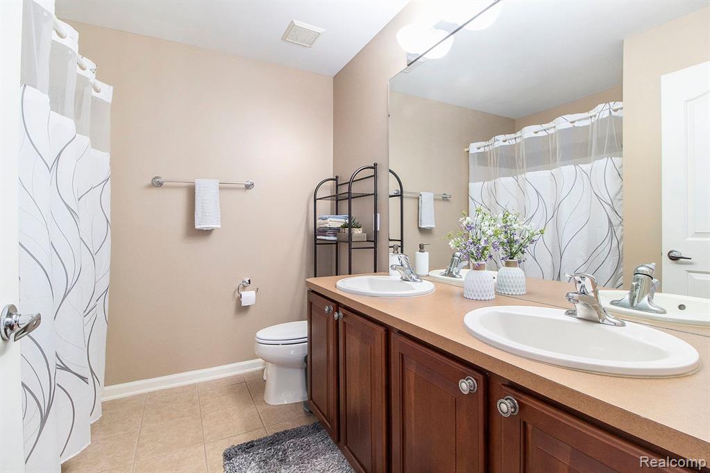 49053 Freestone Drive, Northville, MI 48168 — Photo 28