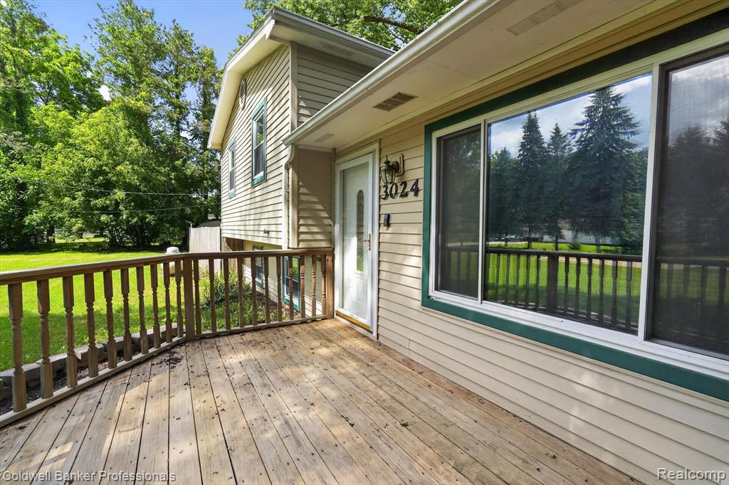 3024 Harold Drive, Columbiaville, MI 48421 — Photo 5