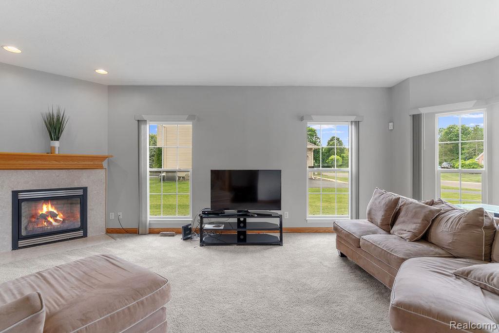 7190 Westminster Circle, Grand Blanc, MI 48439 — Photo 9
