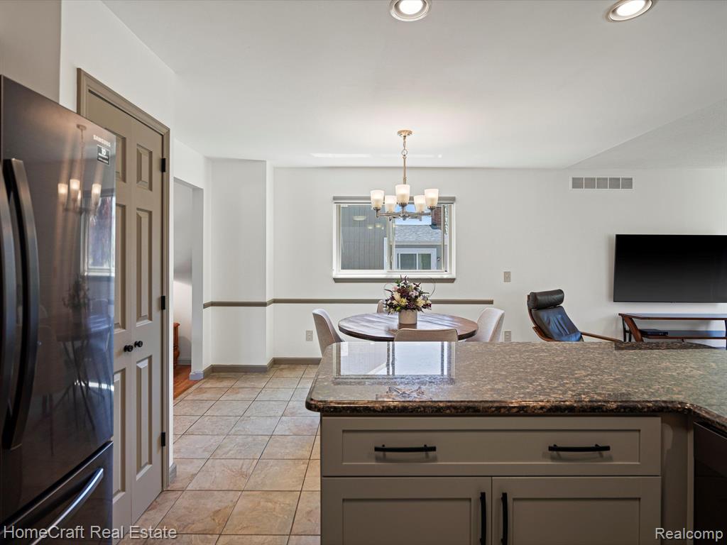 44217 DARTMOUTH Street, Canton, MI 48188 — Photo 20