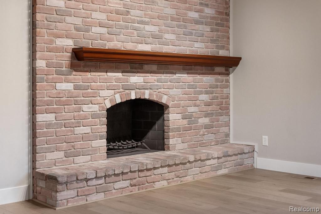8695 Pacton Drive, Shelby Twp, MI 48317 — Photo 15