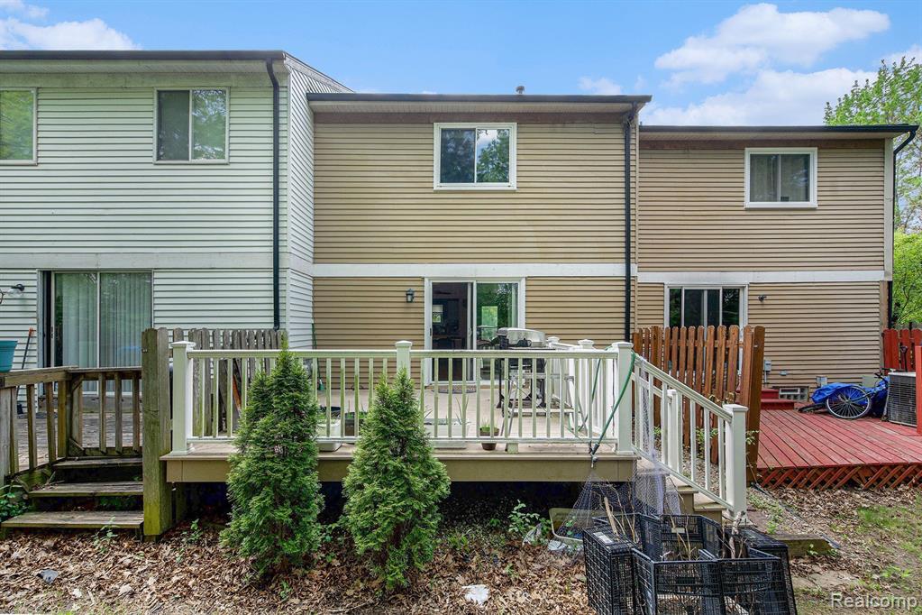 3472 BURBANK Drive, Ann Arbor, MI 48105 — Photo 12