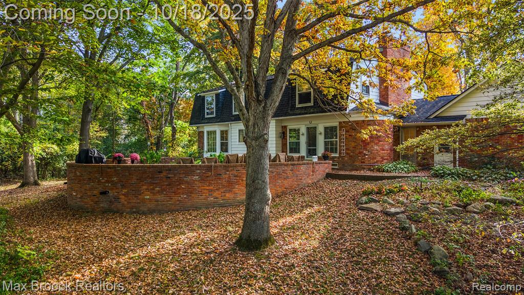 521 Kingsley Trail, Bloomfield Hills, MI 48304 — Photo 42