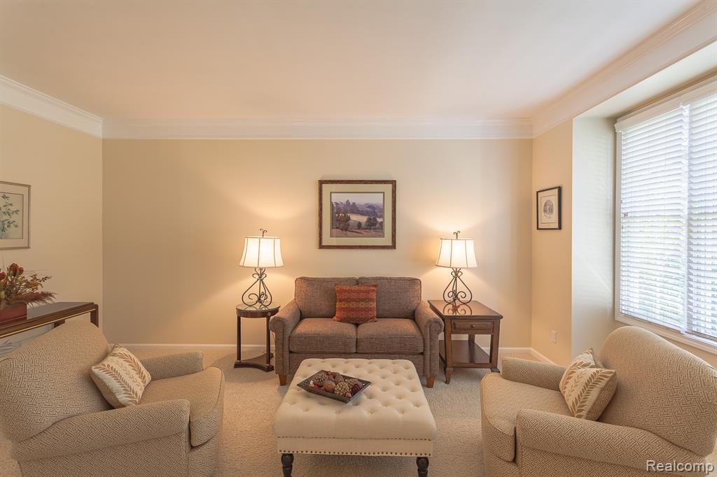 568 Berridge Circle, Lake Orion, MI — Photo 12