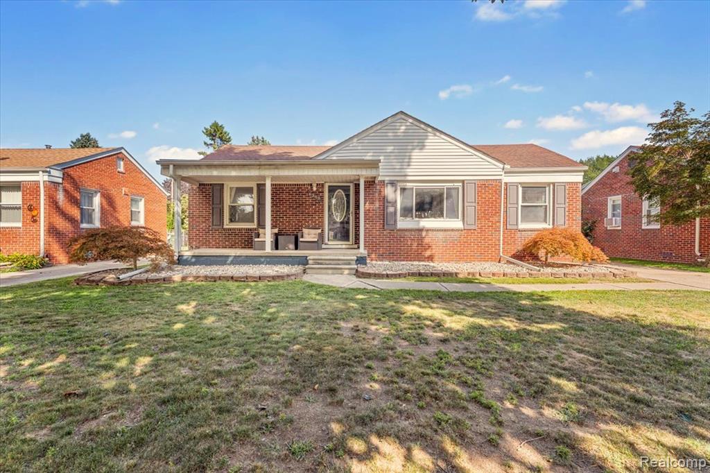 6365 Buckingham Avenue, Allen Park, MI 48101 — front exterior