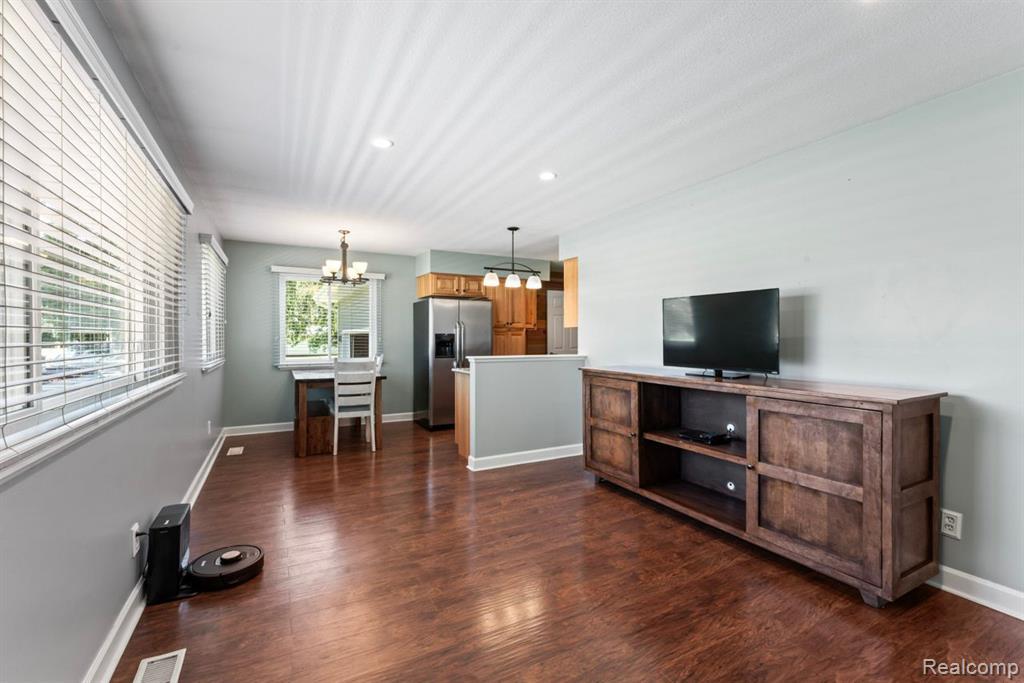 8406 E LIPPINCOTT Boulevard, Davison, MI 48423 — Photo 15