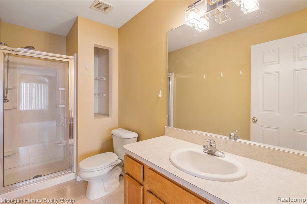 45521 HIDDEN VIEW, Utica, MI 48315 — Photo 14