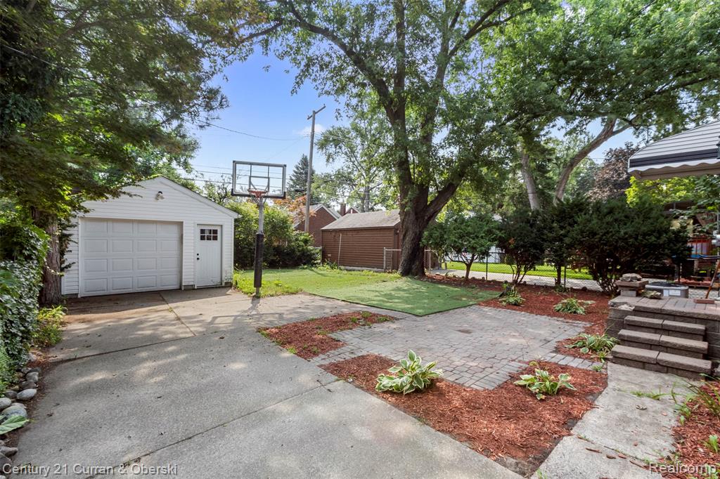 916 N Melborn Street, Dearborn, MI 48128 — Photo 21
