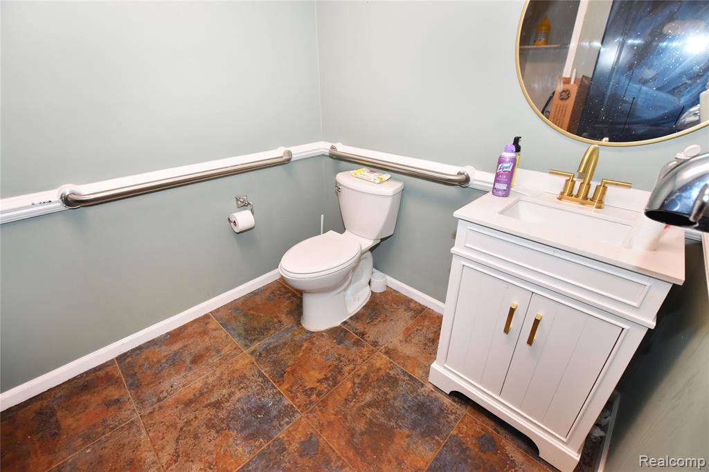 3438 Lennon Road, Flint, MI 48507 — Photo 16