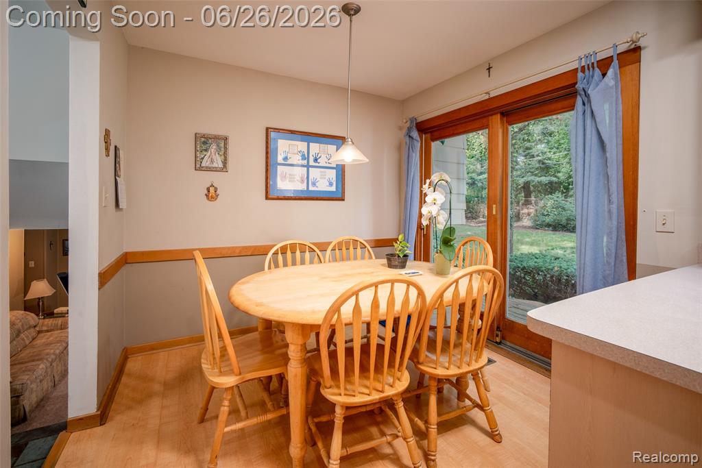 6826 Spruce Drive, Bloomfield Hills, MI 48301 — Photo 12