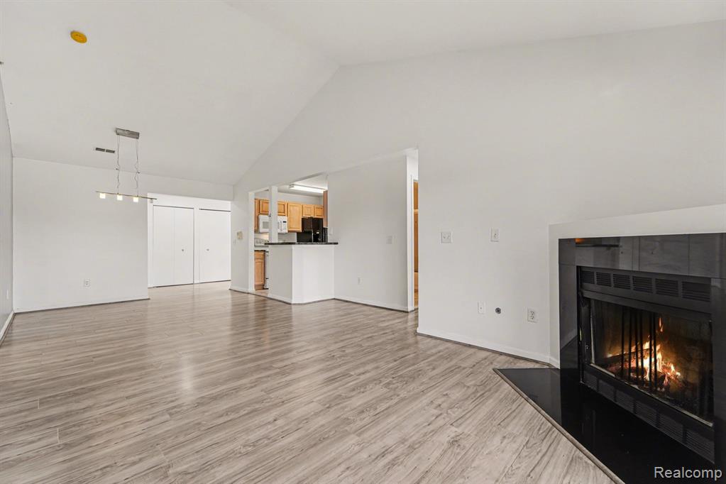 858 Amanda Lane, Pontiac, MI 48340 — Photo 5