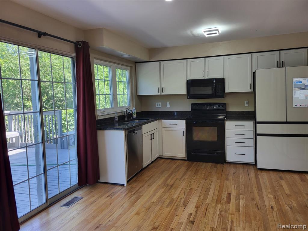 5791 Beauchamp Place, West Bloomfield, MI — Photo 13
