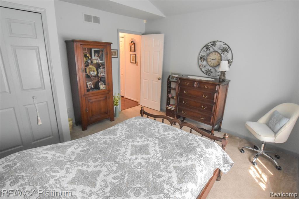 816 Maplewood Court, Brighton, MI 48116 — Photo 30