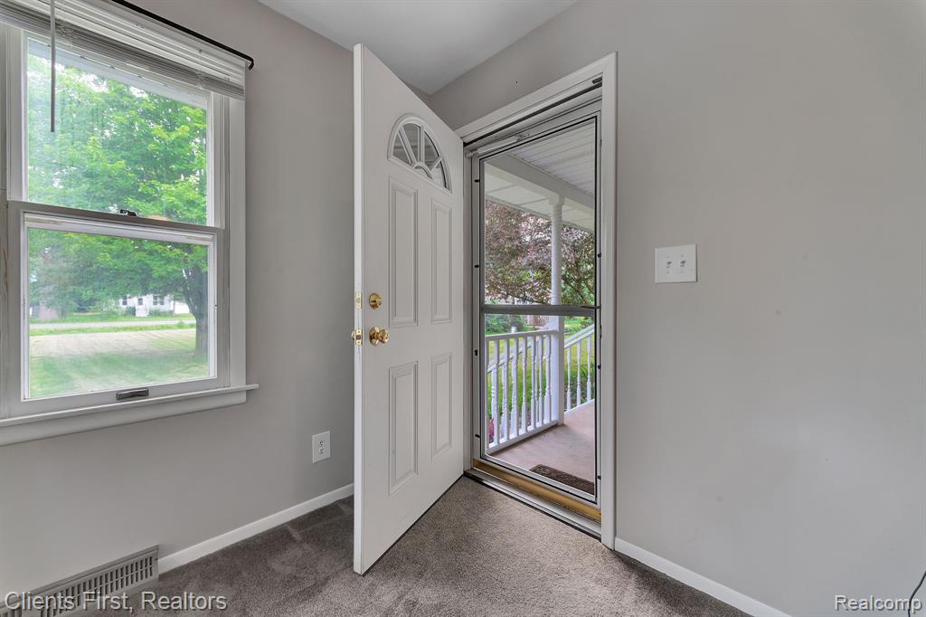 4630 DENTON Road, Canton, MI 48188 — Photo 12