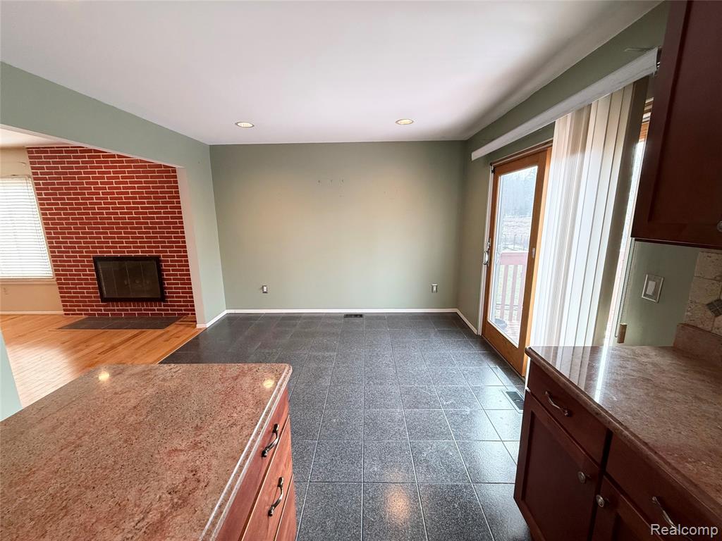6842 Indian Creek Drive, West Bloomfield, MI — Photo 12