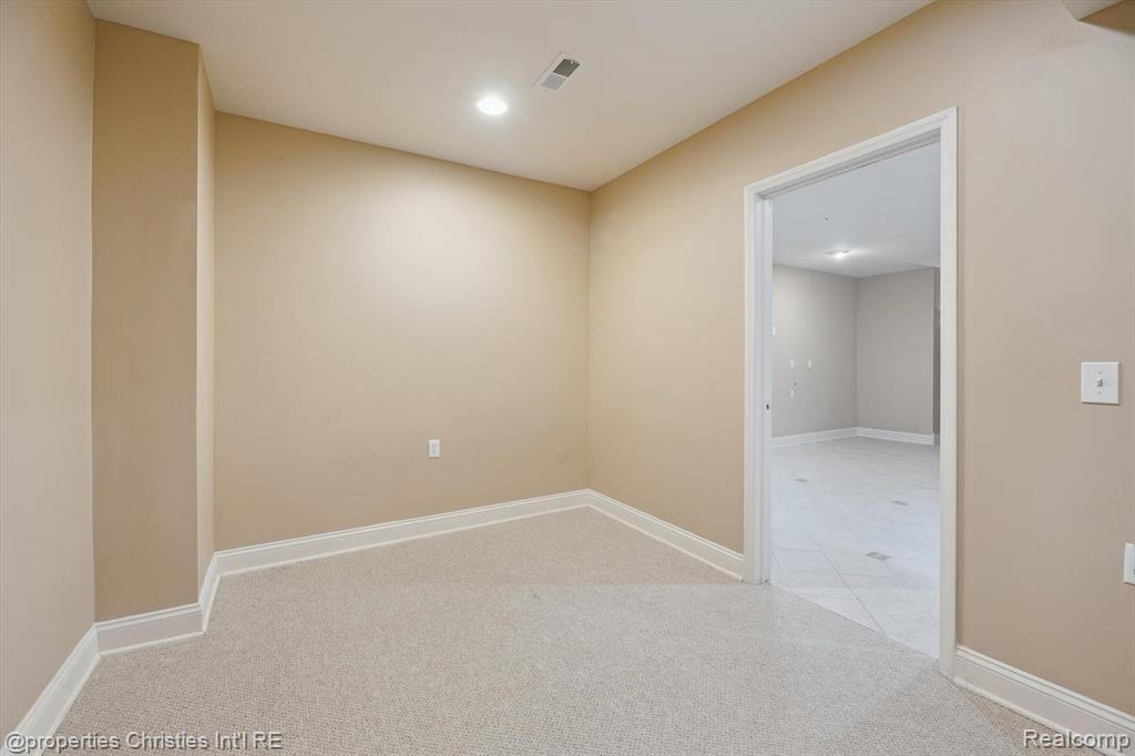 45055 WALNUT RIDGE, Northville, MI 48168 — Photo 65