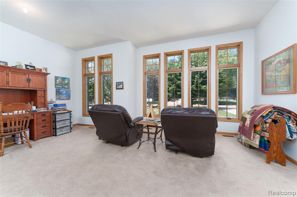 5382 Meadowlawn Road, Fowlerville, MI 48836 — Photo 16
