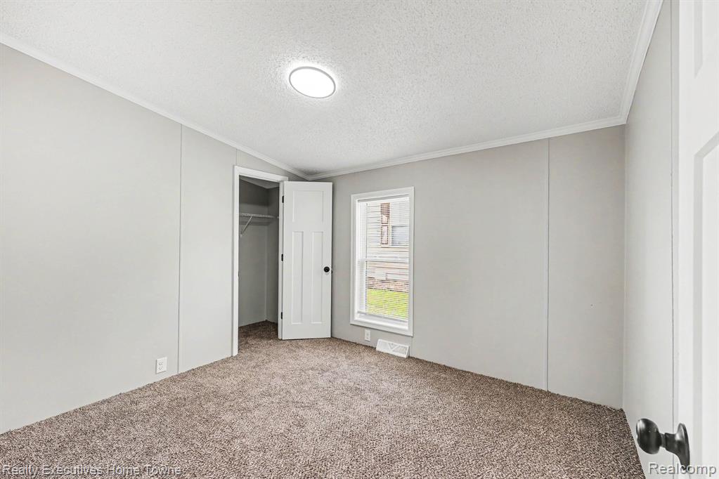 59587 Susan Ln N., Lenox, MI 48048 — Photo 16