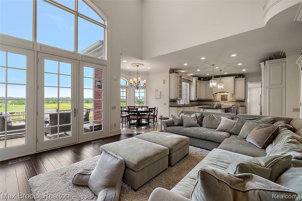 7428 Foxburg Court, Clarkston, MI, 48348