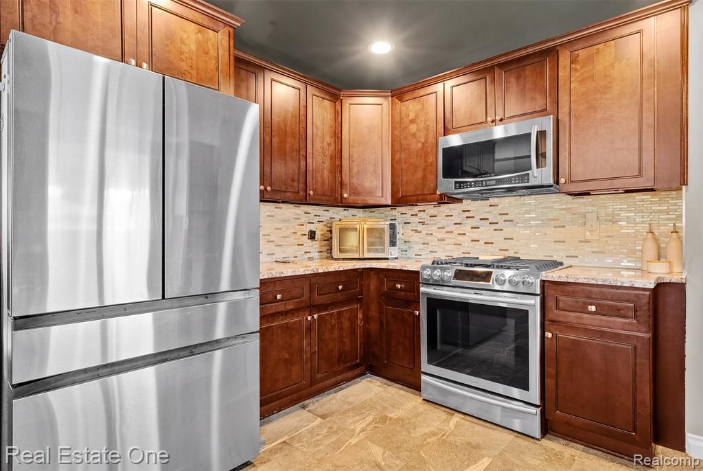33395 Florence Street, Garden City, MI — Photo 12
