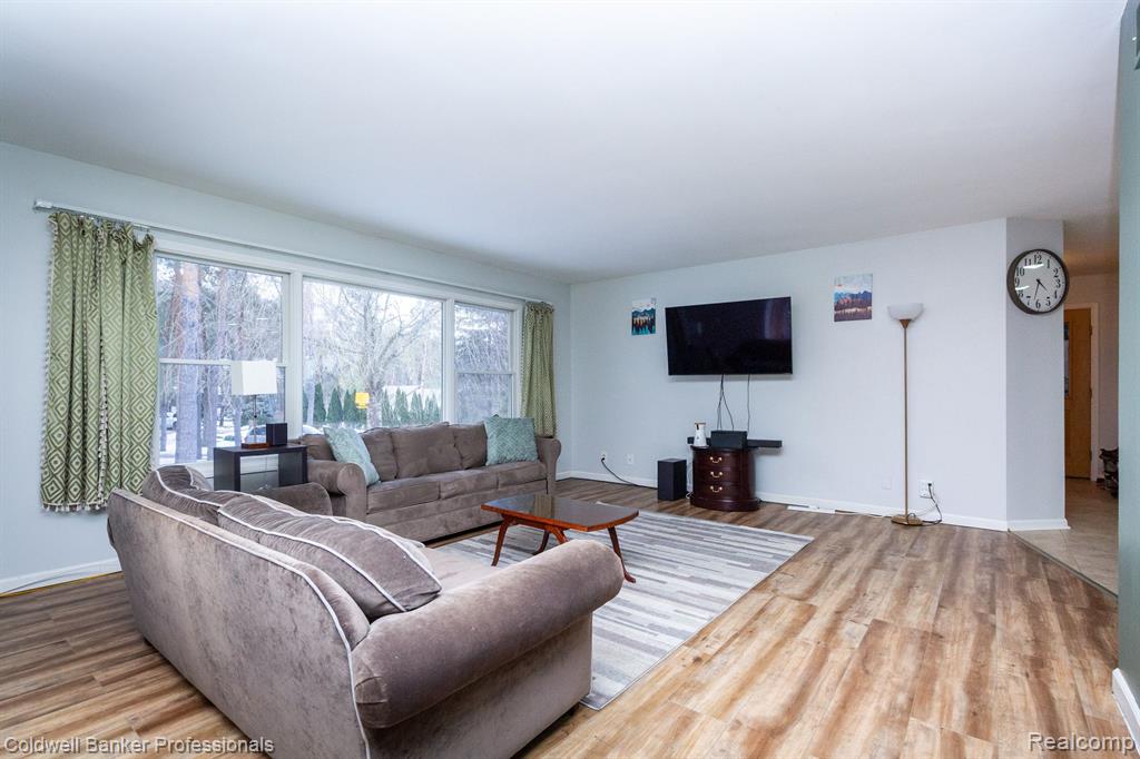 811 RAMSGATE Lane, Oxford, MI 48371 — Photo 8