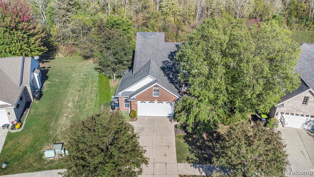 26659 Pepperwood Drive, Woodhaven, MI 48183 — Photo 3