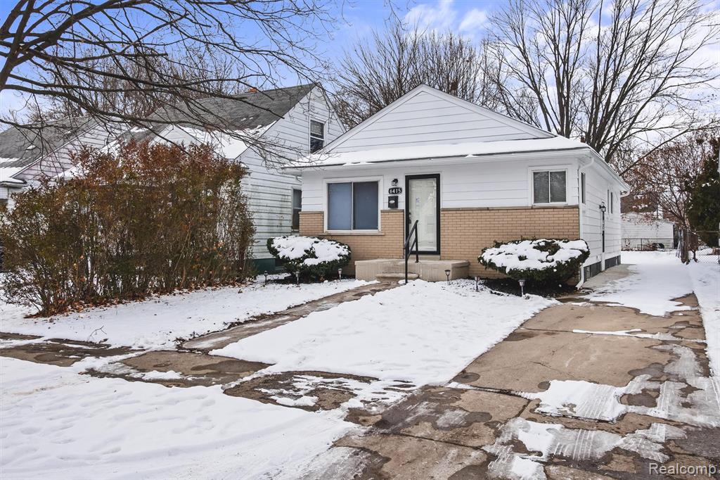 6415 Plainview Avenue, Detroit, MI 48228 — Photo 9