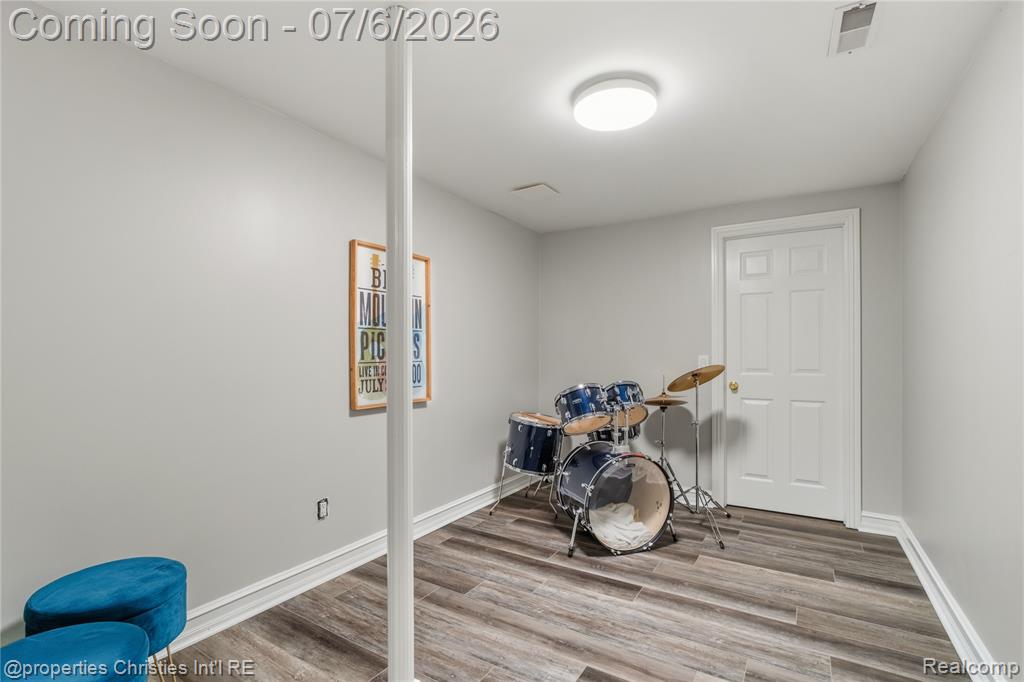 16223 Oak Forest Court, Northville, MI 48168 — Photo 59