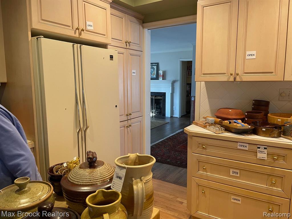 6285 HILLS Drive, Bloomfield Hills, MI 48301 — Photo 7