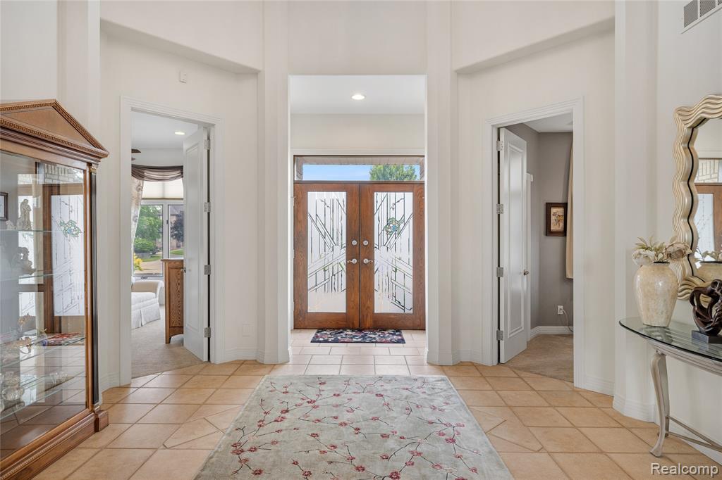 49539 Nautical Drive, Chesterfield, MI 48047 — Photo 13