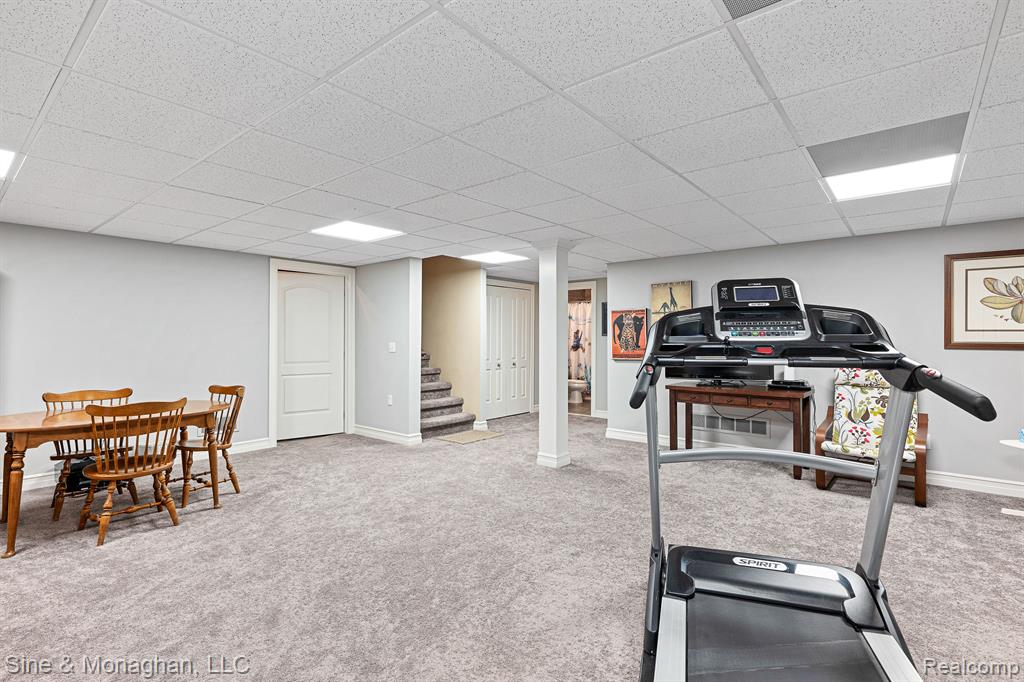 40450 JUNIPER Court, Clinton Twp, MI 48036 — Photo 31