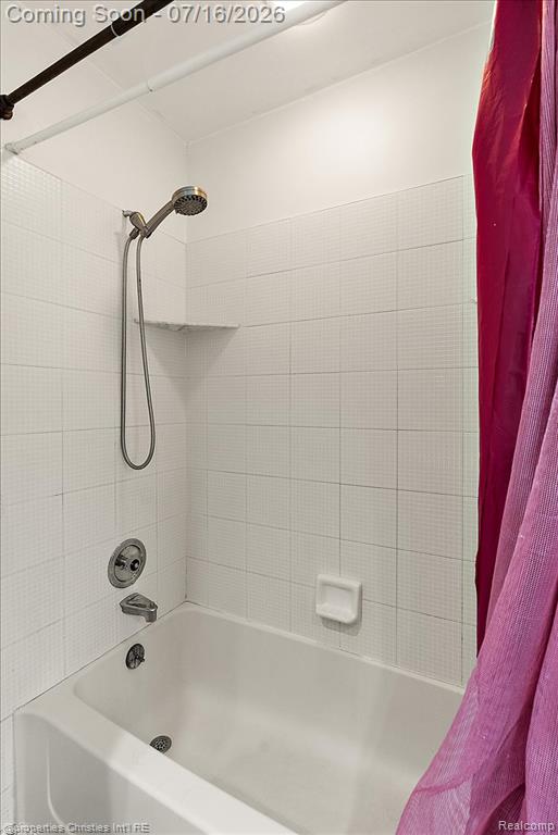 4948 Champlain Circle, West Bloomfield, MI 48323 — Photo 49