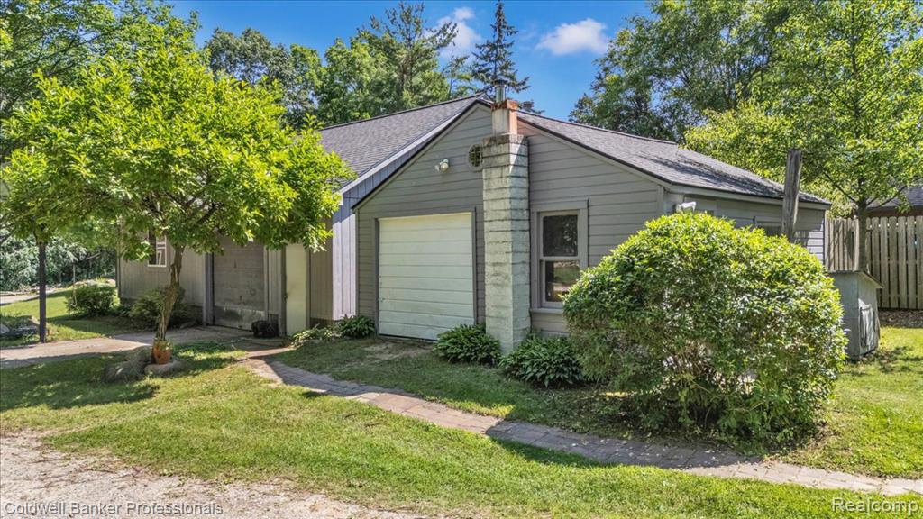 1325 Elkhorn Lake Road, Lake Orion, MI 48362 — Photo 47