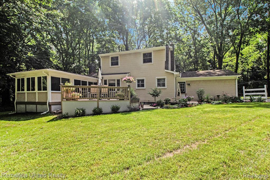 13900 Rocky Ridge, Hartland, MI 48353 — Photo 23